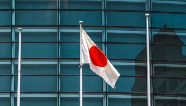 Japonya’da 6 Nisan’da kaybolan askeri helikopterin 5 mürettebatı meyyit bulundu