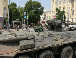 Rusya’da sıkıyönetim ilan edildi