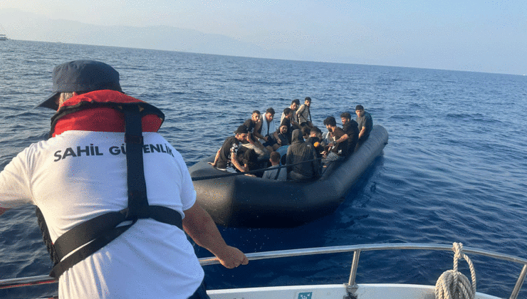 Bodrum açıklarında 22 sistemsiz göçmen yakalandı