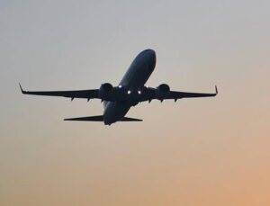 Global yazılım sorunu hava yolu şirketlerinin paylarını düşürdü