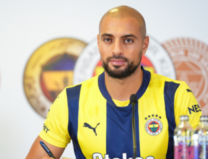 Amrabat: Manchester United maçı bizim için hoş bir test olacak