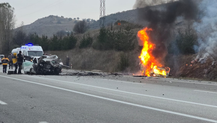 Son Dakika: Erzincan Refahiye’de feci kaza! 5 kişi hayatını kaybetti