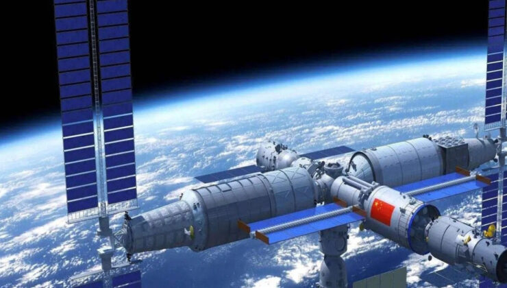 Çin’in kargo mekiği uzay istasyonunda