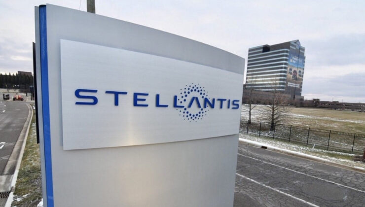 Stellantis CEO’su Tavares istifa etti