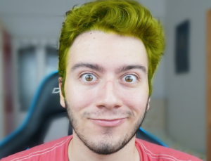 Enes Batur gözaltına mı alındı, neden gözaltına alındı? Enes Batur kimdir?