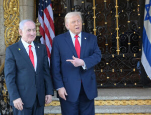 Trump ile Netanyahu’dan İran’a petrol baskısı tezi