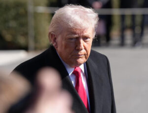 Trump’tan Hürmüz uyarısı: İran’a 20 kat sert karşılık veririz