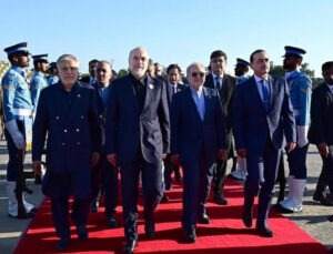 İran heyeti Pakistan’dan ayrıldı