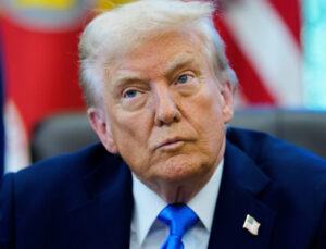 Trump’tan İran’da düşürülen uçak sonrası açıklama: Savaş halindeyiz