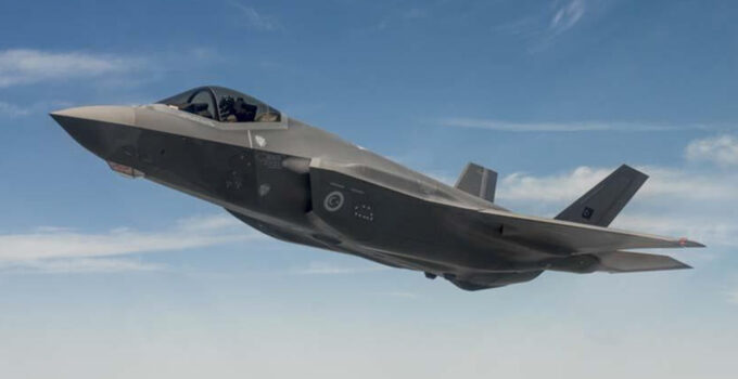 Belçika F-35 savaş uçaklarının kuyruk modüllerini üretecek