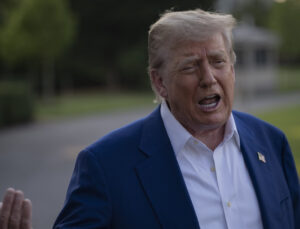 ABD Başkanı Donald Trump felç mi geçirdi?