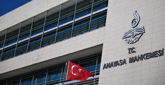AYM açıkladı! Süresiz nafaka düzenlemesi iptal edildi