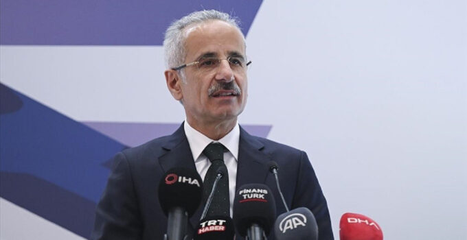 Bakan Uraloğlu açıkladı: Ankara-Samsun arası 2 buçuk saate düşecek
