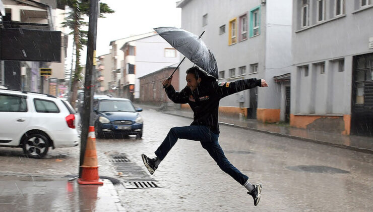 Meteoroloji açıkladı: Bir ayda 214 şiddetli hava olayı yaşandı