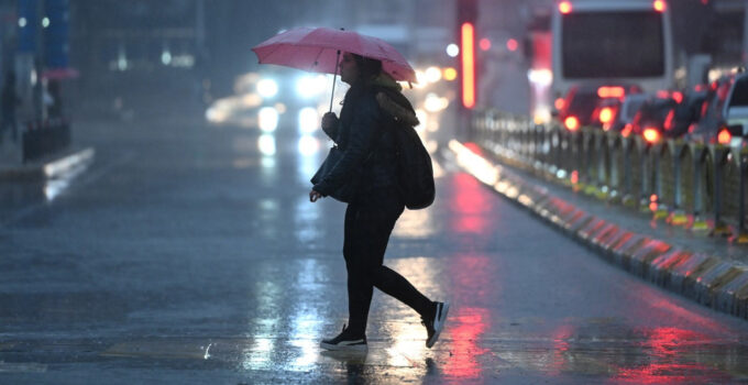 Sağanak nedeniyle 4 vilayet için “sarı” kodlu meteorolojik ikaz